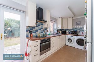 Kitchen- click for photo gallery